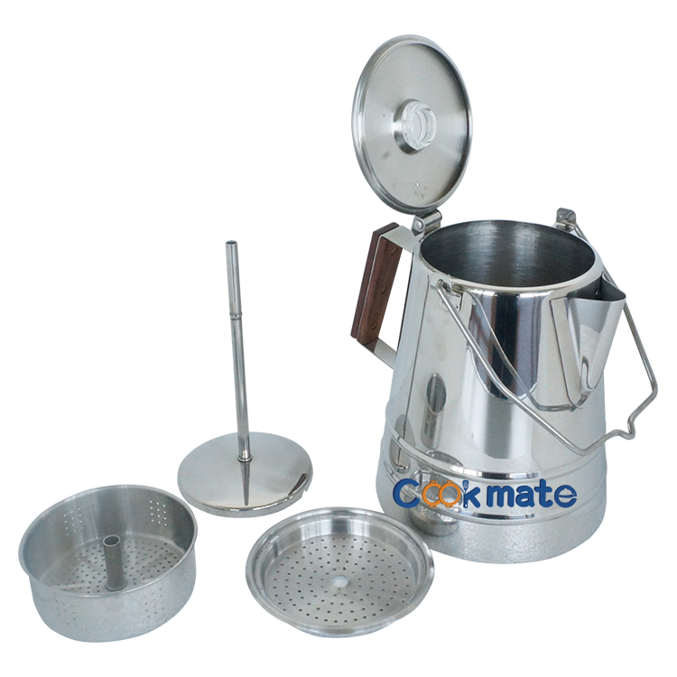 La olla de café de fire de acero inoxidable de pretemporada se usa para preparar el café para hacer un picnic / Camping / Home